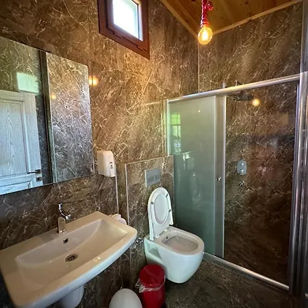 Vadidekal Hotel Çamlıhemşin